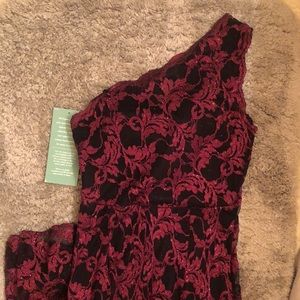 One Shoulder Burgundy Sparkly Party Gown